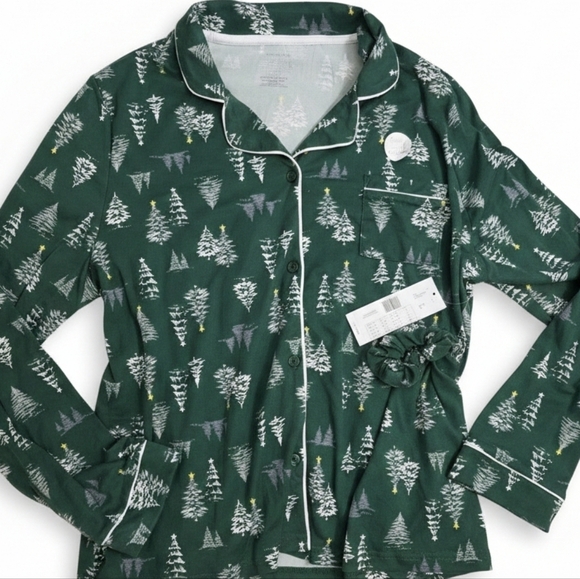 Tahari Other - ​✨ NWT Tahari Sleep Shirt with Matching Scrunchie - Forest Green - Size XL ✨